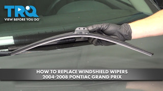 How to Replace Windshield Wipers 2004-2008 Pontiac Grand Prix