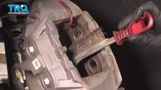 How to Replace Front Brakes 2016-2022 Mercedes-Benz GLC300